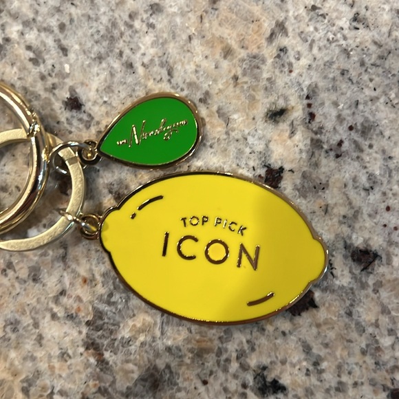 Nordstrom Gift Set - Picture 7 of 13